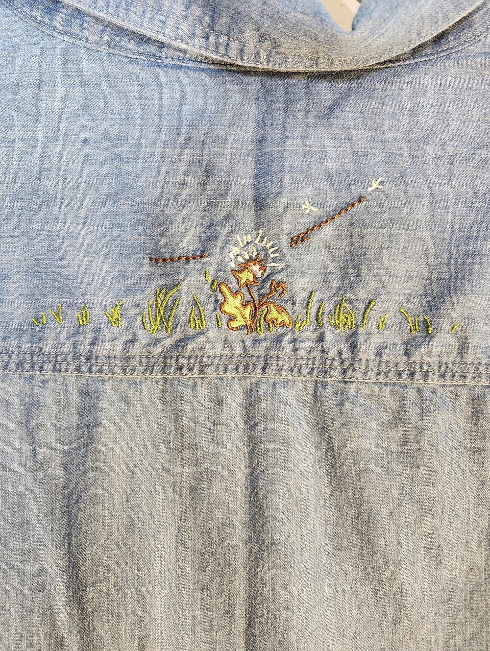 Disney Winnie the Pooh Denim Button-Up Shirt - Blue Vintage - Picture 7 of 9